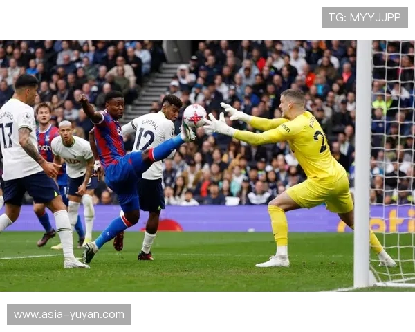 曼联迎战热刺:卡里克执教后七轮不败,热刺防线伤病潮成隐忧