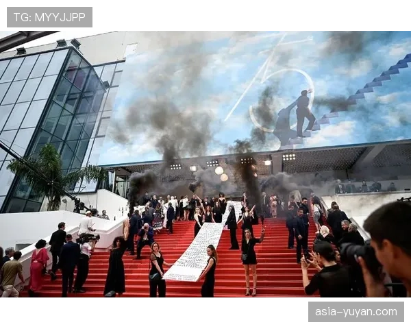 纪录片《摔跤之魂》在柏林电影节首映,聚焦移民背景的摔跤手 纪录片《摔跤之魂》在柏林电影节首映,聚焦移民背景的摔跤手